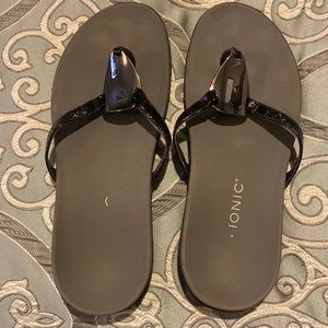 Black Vionic Sandals with metal accent Size 9